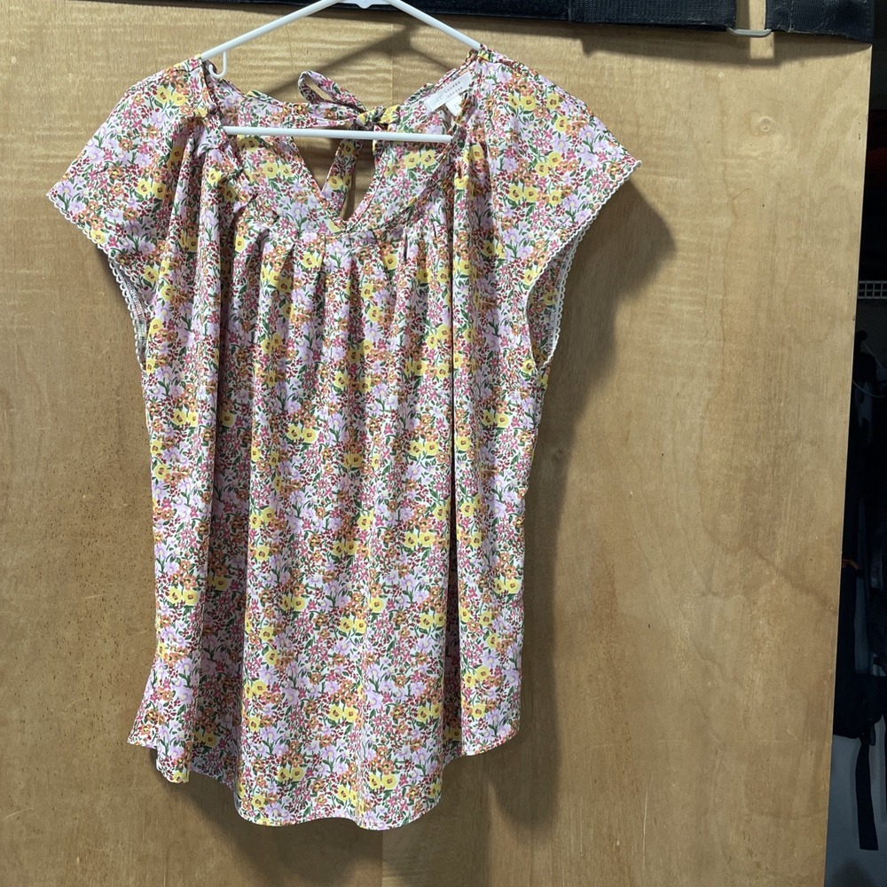 Short Sleeve Pleat Neck Blouse size Ex-Large LC Lauren Conrad Multi Color Floral